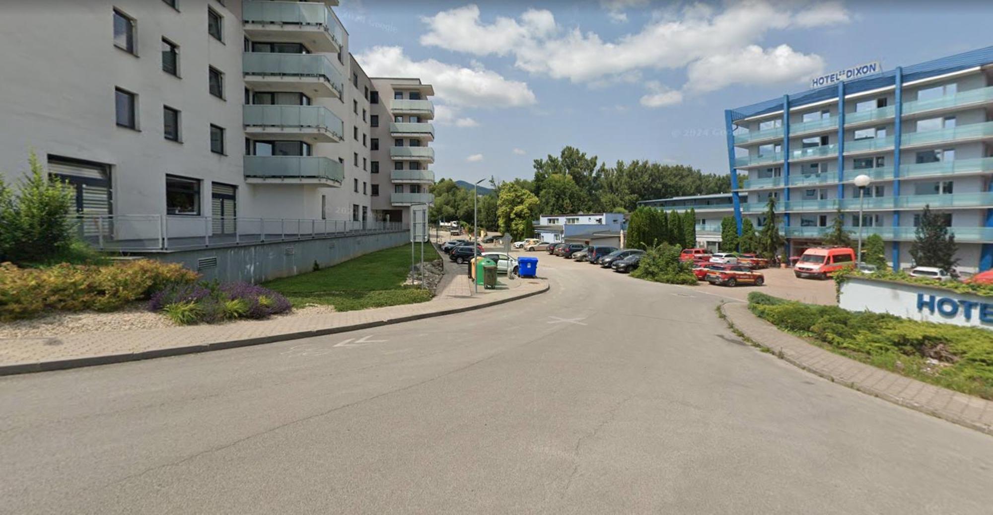 Alure Residences 1 & 24H Self Check-In, Free Parking In Front Of The Apartment Building, New Building, Terrace, Cafe With Breakfast In The Apartment Building, Next To The Aqua Park Banská Bystrica Exterior foto